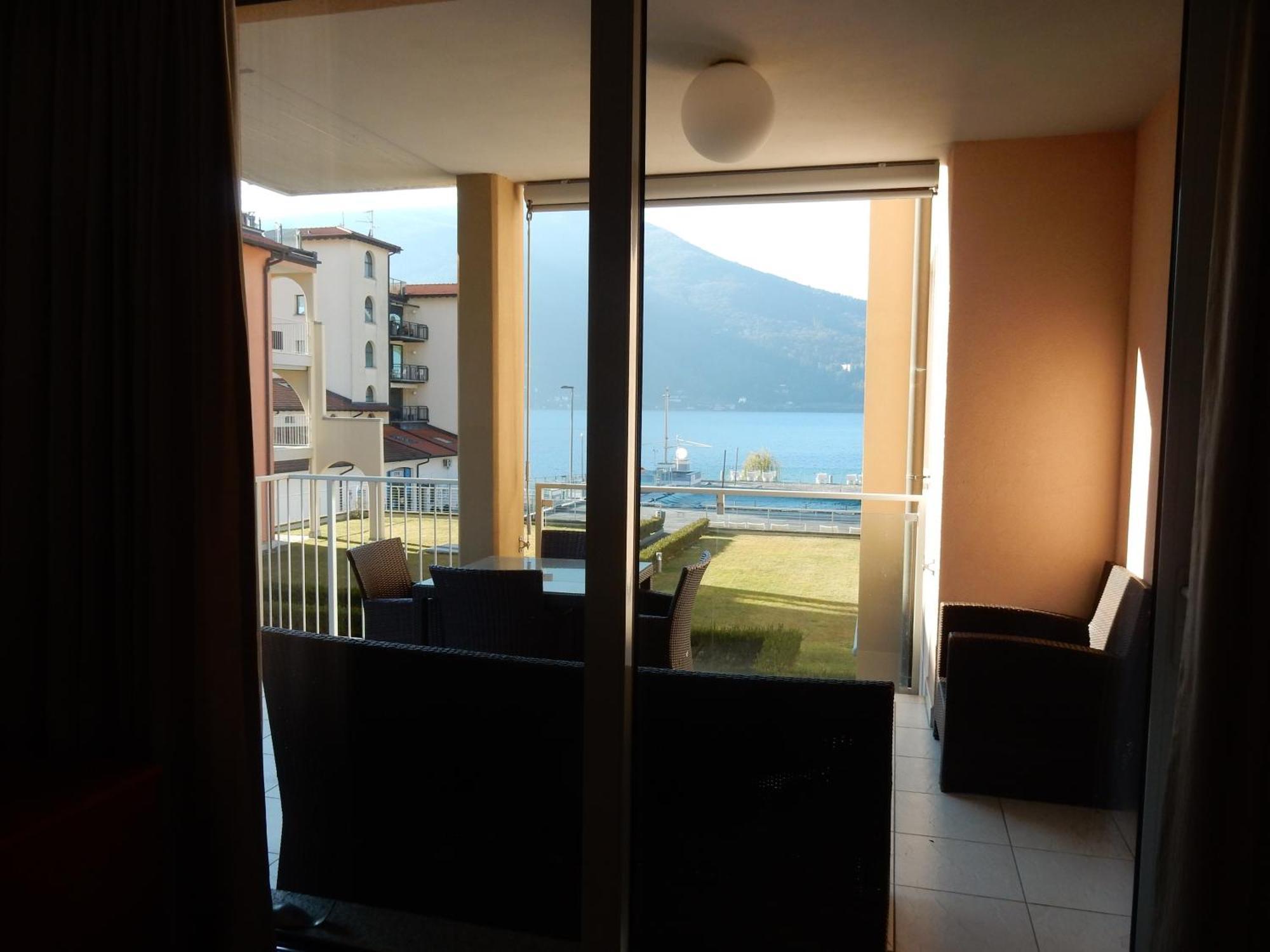 Golfo Gabella Lake Resort Maccagno Exterior foto